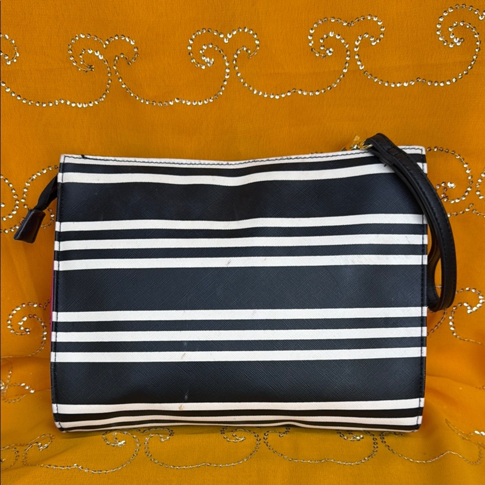 Betsey Johnson Black and White Diamond Clutch - Picture 4 of 11